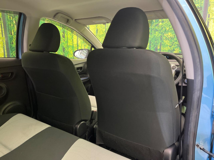 2014 Toyota Aqua DAA-NHP10 (UW-6a053c46cdf95)[29]