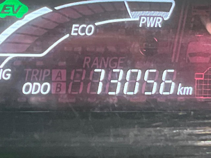 2017 Toyota Aqua DAA-NHP10 (UW-6a053c492843b)[2]