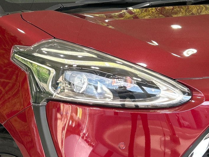 2019 Toyota Sienta 6AA-NHP170G (UW-6a053c4c1aee2)[13]