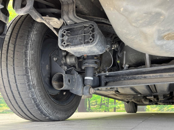 2019 Toyota Sienta DBA-NSP170G (UW-6a053c4d1a229)[28]