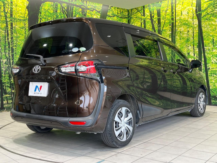 2019 Toyota Sienta DBA-NSP170G (UW-6a053c4d1a229)[17]