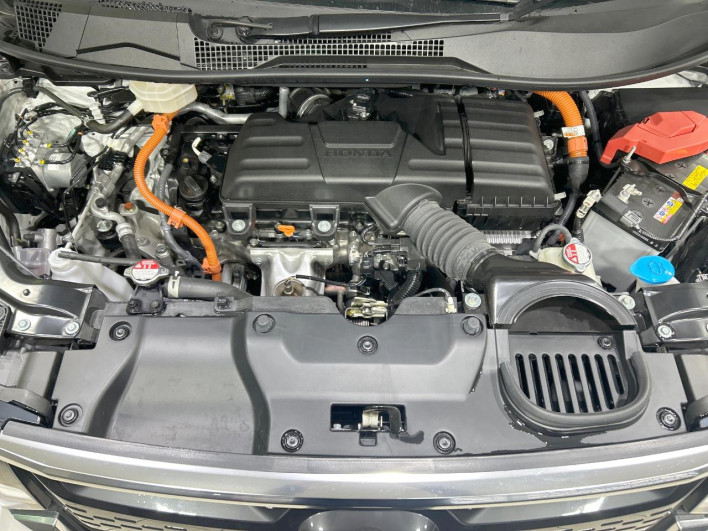 2022 Honda Step Wagon 6AA-RP8 (UW-6a053c52eeafe)[4]