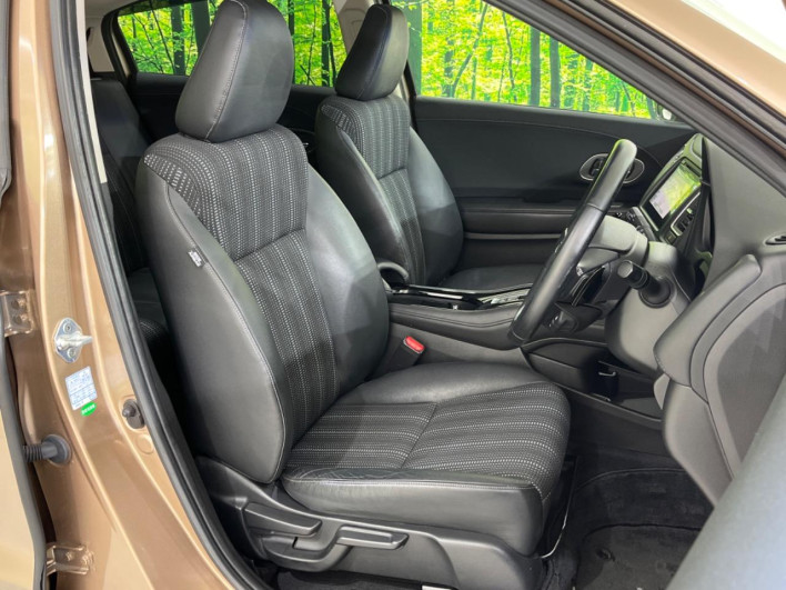 2016 Honda VEZEL DAA-RU3 (UW-6a053c5627d6d)[21]