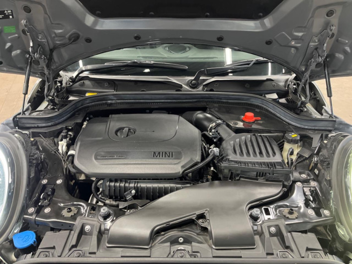 2022 Rover Mini 3BA-XU15MW (UW-6a053c75102a1)[29]