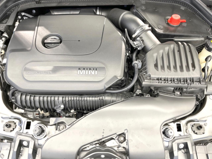 2020 Rover Mini 3BA-XRJCWMW (UW-6a053c76a6f27)[4]