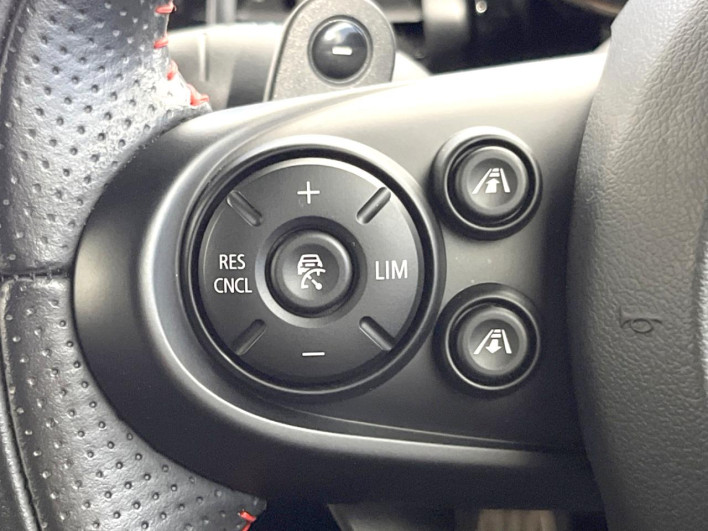 2020 Rover Mini 3BA-XRJCWMW (UW-6a053c76a6f27)[28]