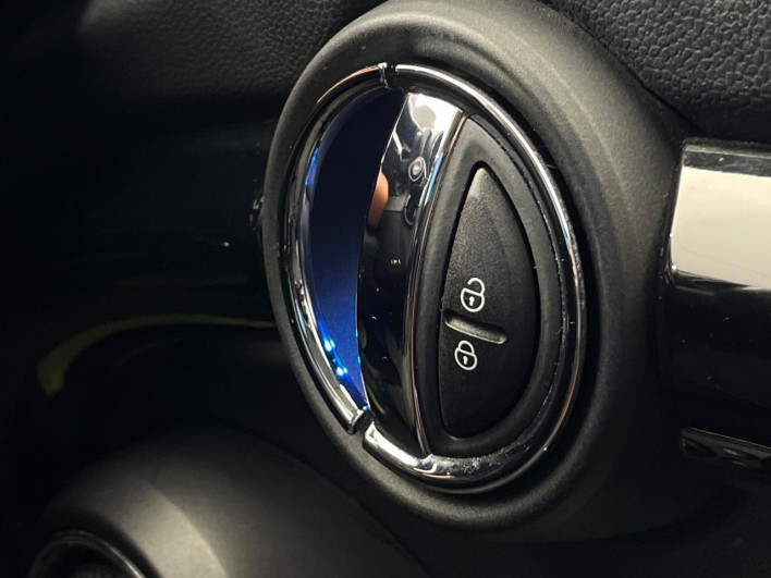 2017 Rover Mini LDA-XT20 (UW-6a053c770e662)[4]