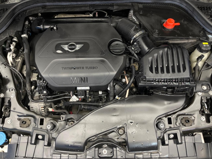 2017 Rover Mini LDA-XT20 (UW-6a053c770e662)[28]