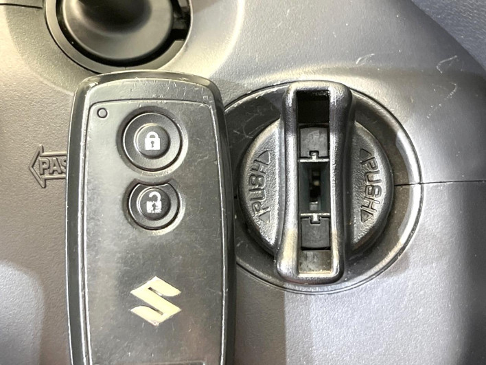 2007 Suzuki Swift DBA-ZC21S (UW-6a053c7a6a32a)[26]