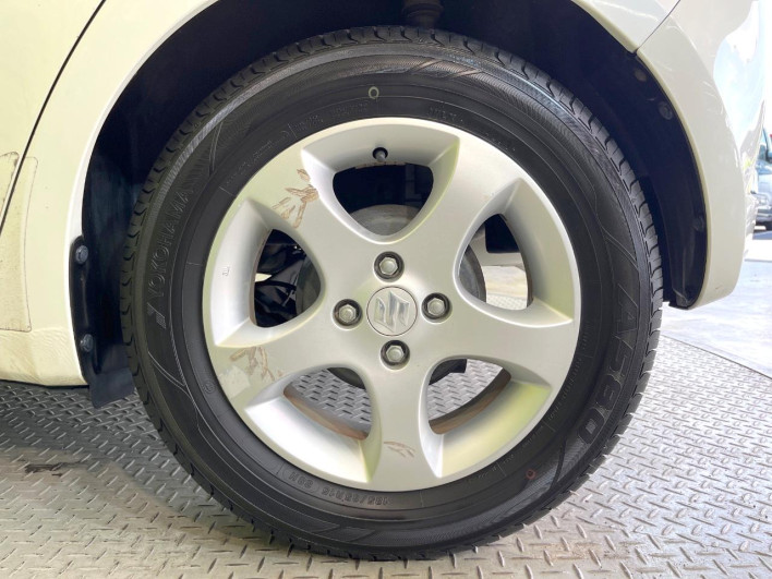 2007 Suzuki Swift DBA-ZC21S (UW-6a053c7a6a32a)[5]