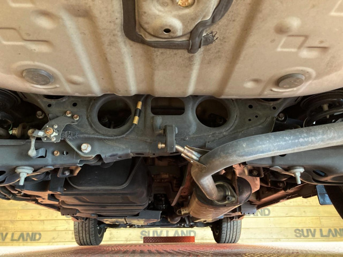 2017 Toyota Harrier DBA-ZSU60W (UW-6a053c82820e0)[21]