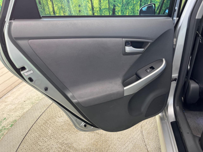 2009 Toyota Prius DAA-ZVW30 (UW-6a053c85b73f4)[21]