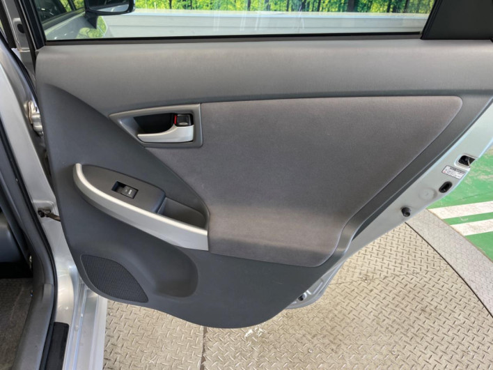 2009 Toyota Prius DAA-ZVW30 (UW-6a053c85b73f4)[18]