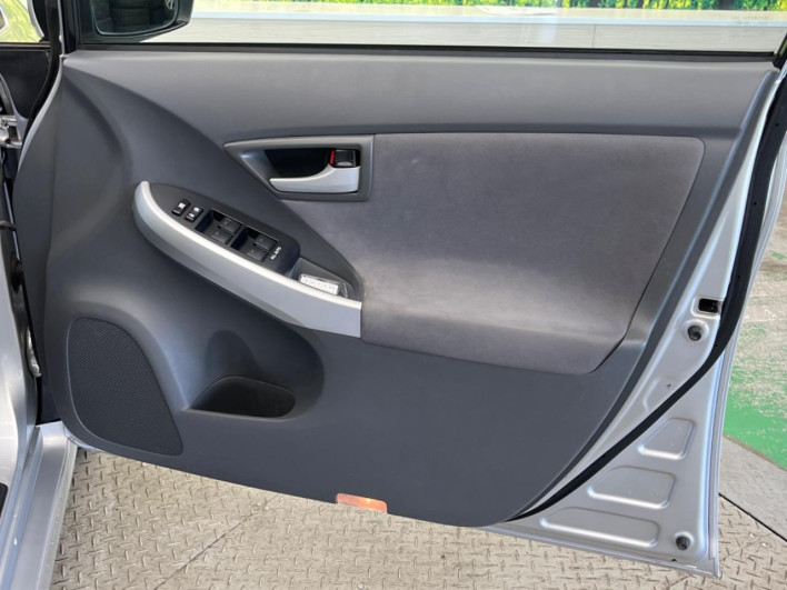 2009 Toyota Prius DAA-ZVW30 (UW-6a053c85b73f4)[19]