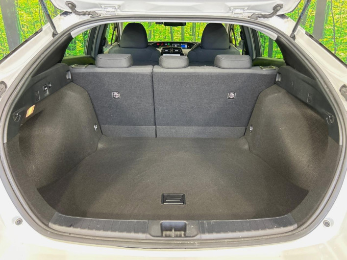 2020 Toyota Prius 6AA-ZVW51 (UW-6a053c8a4c7da)[18]