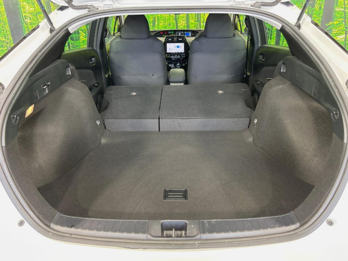 2020 Toyota Prius 6AA-ZVW51 (UW-6a053c8a4c7da)[21]