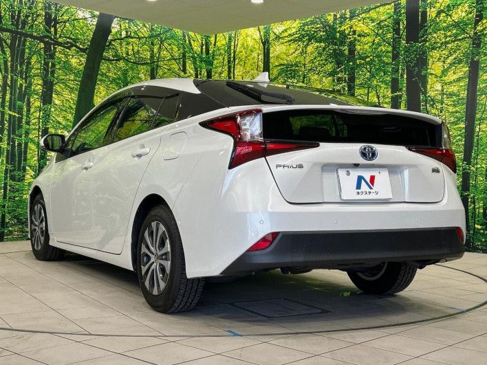 2020 Toyota Prius 6AA-ZVW51 (UW-6a053c8a4c7da)[15]