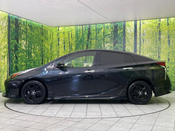 2022 Toyota Prius 6AA-ZVW51 (UW-6a053c8b81e84)[14]