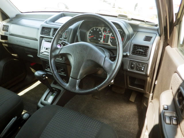2001 Mitsubishi Pajero Mini H58A (UW-6a0c2b07142e6)[10]