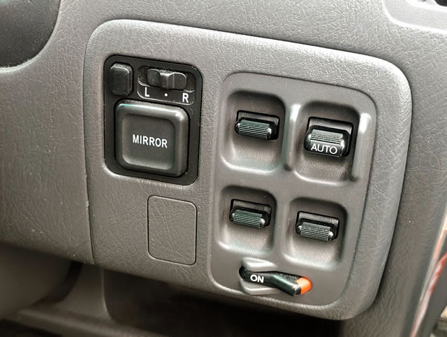 2001 Honda Life JB1 (UW-6a0ffae1dd05a)[13]