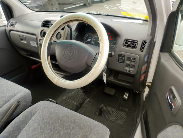 2001 Honda Life JB1 (UW-6a0ffae1dd05a)[10]