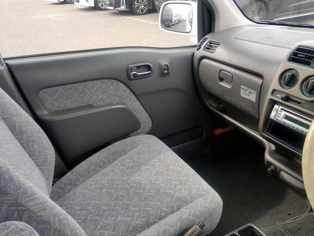 2001 Honda Life JB1 (UW-6a0ffae1dd05a)[8]