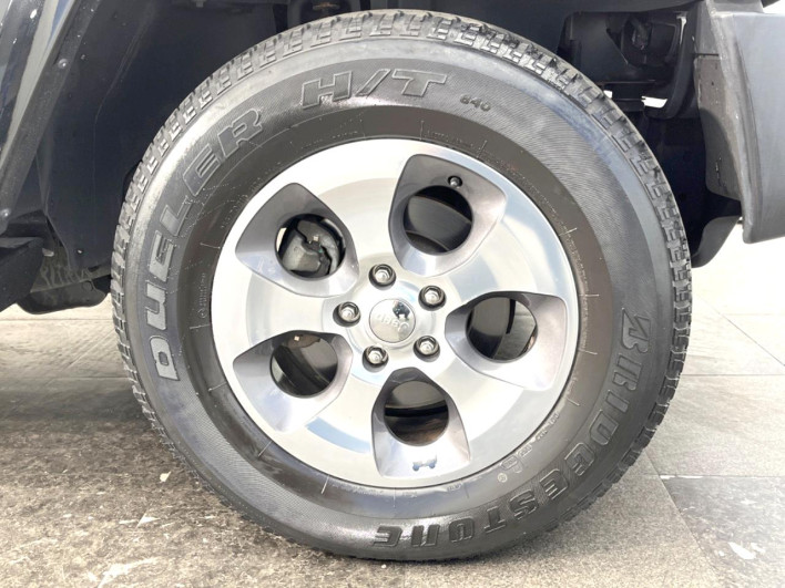 2017 Chrysler Jeep Wrangler Unlimited ABA-JK36L (UW-6a068d26a0061)[4]