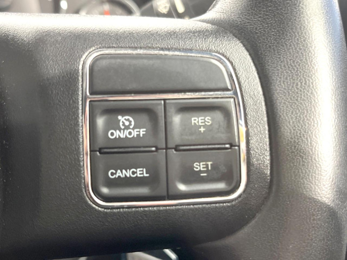 2017 Chrysler Jeep Wrangler Unlimited ABA-JK36L (UW-6a068d26a0061)[21]