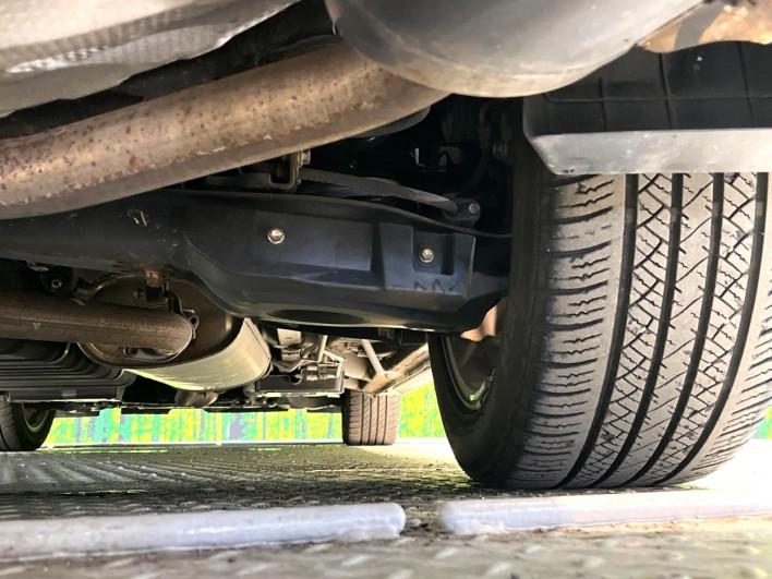 2016 Toyota Vellfire DBA-AGH30W (UW-6a068d3327bc1)[13]