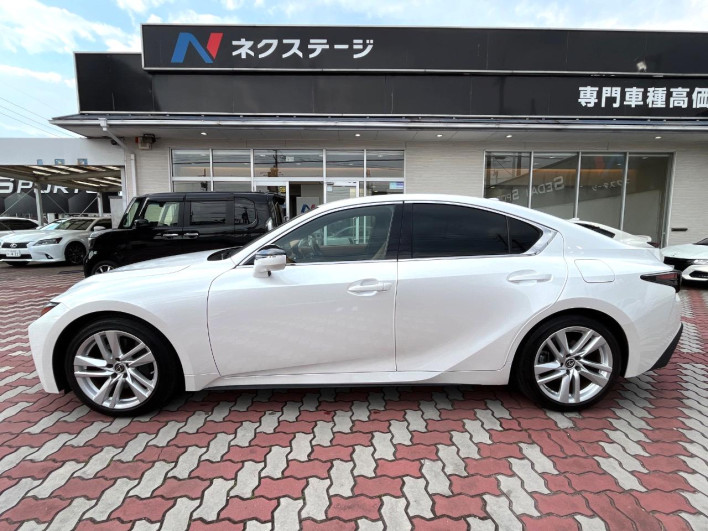 2020 Lexus IS 3BA-ASE30 (UW-6a068d3eed630)[10]