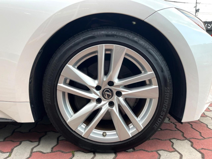 2020 Lexus IS 3BA-ASE30 (UW-6a068d3eed630)[12]
