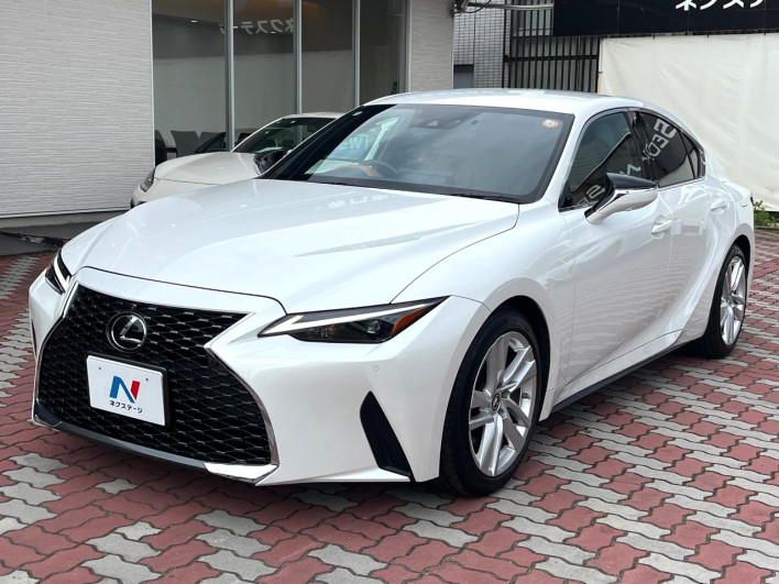 2020 Lexus IS 3BA-ASE30 (UW-6a068d3eed630)[11]