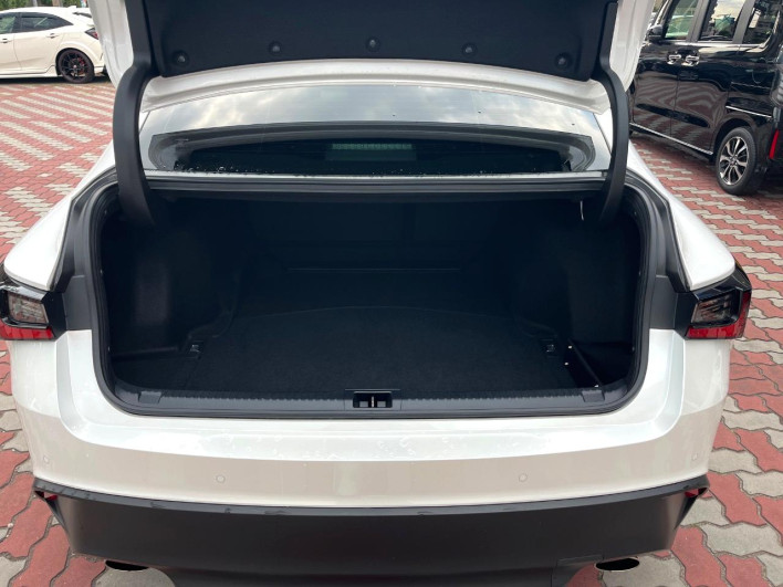 2020 Lexus IS 3BA-ASE30 (UW-6a068d3eed630)[19]