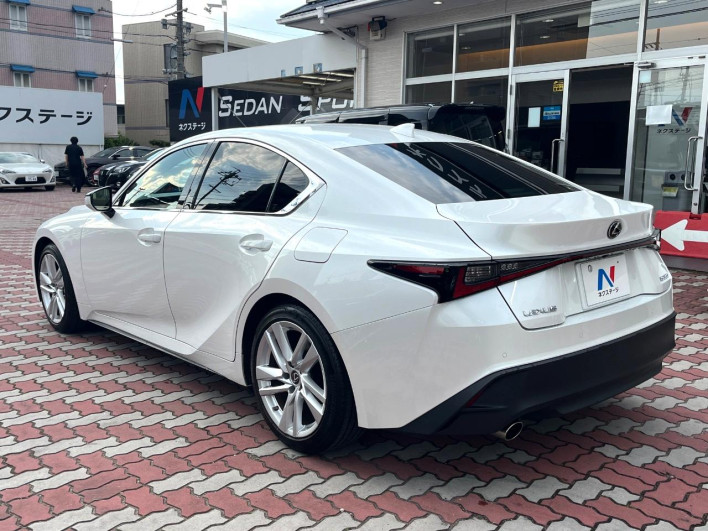 2020 Lexus IS 3BA-ASE30 (UW-6a068d3eed630)[9]