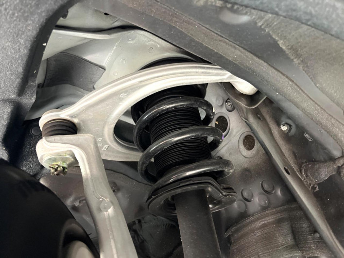 2020 Lexus IS 3BA-ASE30 (UW-6a068d3eed630)[23]