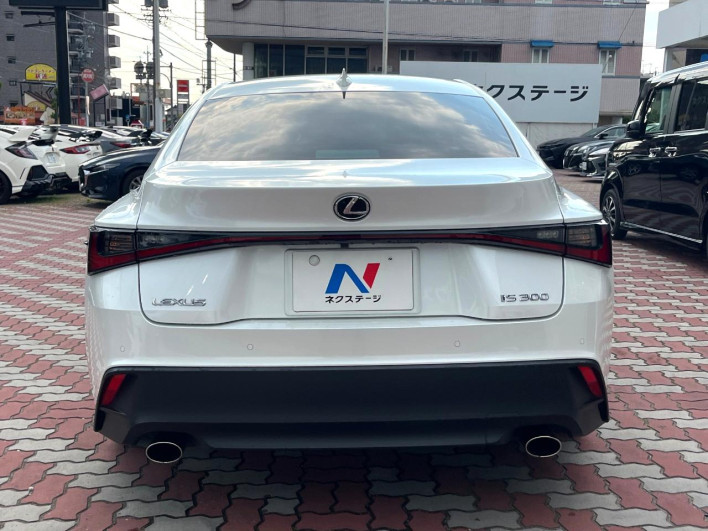 2020 Lexus IS 3BA-ASE30 (UW-6a068d3eed630)[8]