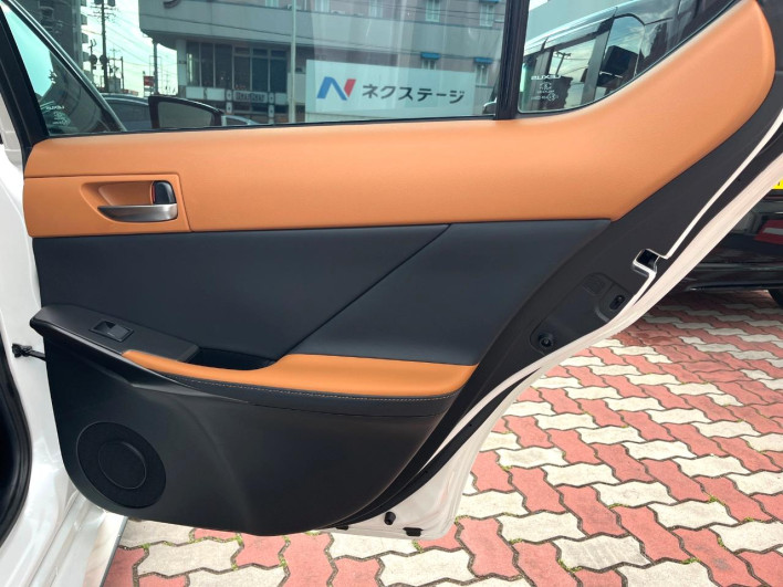 2020 Lexus IS 3BA-ASE30 (UW-6a068d3eed630)[27]