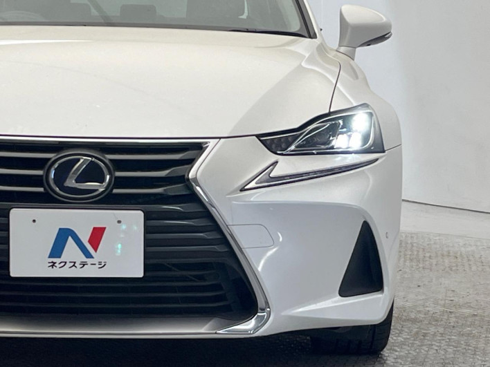 2017 Lexus IS DAA-AVE30 (UW-6a068d40eb29f)[10]