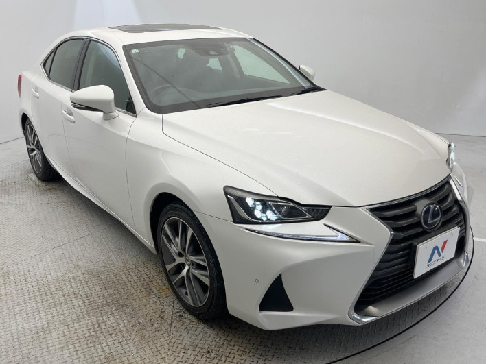 2017 Lexus IS DAA-AVE30 (UW-6a068d40eb29f)[11]