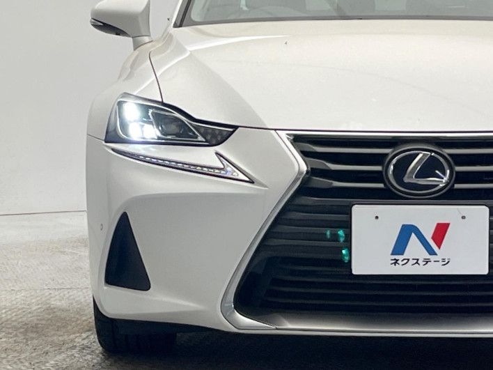 2017 Lexus IS DAA-AVE30 (UW-6a068d40eb29f)[9]