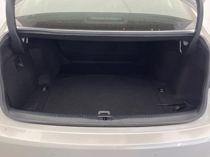 2017 Lexus IS DAA-AVE30 (UW-6a068d40eb29f)[22]