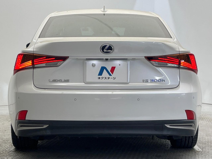 2017 Lexus IS DAA-AVE30 (UW-6a068d40eb29f)[15]