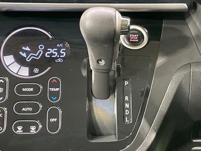 2017 Mitsubishi eK Space Custom DBA-B11A (UW-6a068d5342b3a)[28]