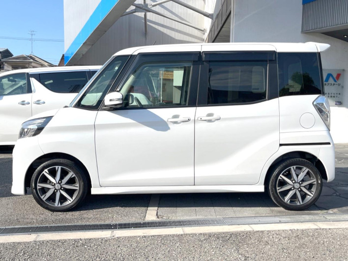 2018 Nissan DAYZ ROOX DBA-B21A (UW-6a068d56cdcf5)[12]