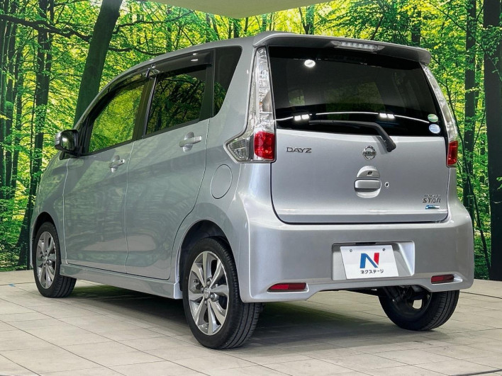 2013 Nissan Days DBA-B21W (UW-6a068d57e34cd)[15]