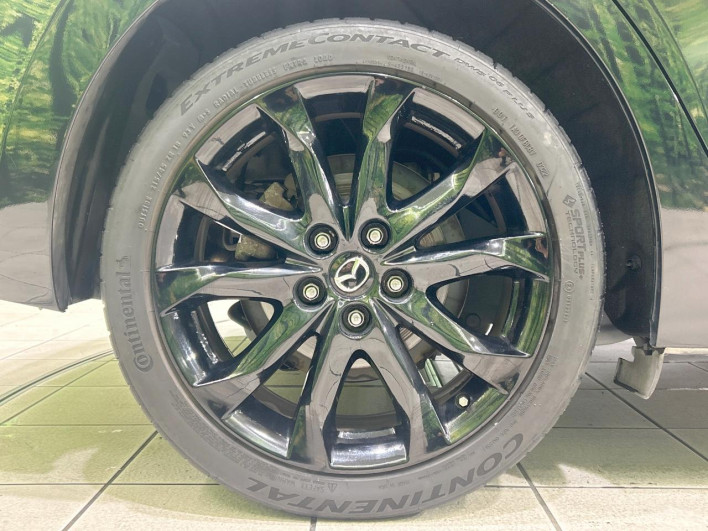 2016 Mazda Axela Sports LDA-BMLFS (UW-6a068d64dd0a7)[14]