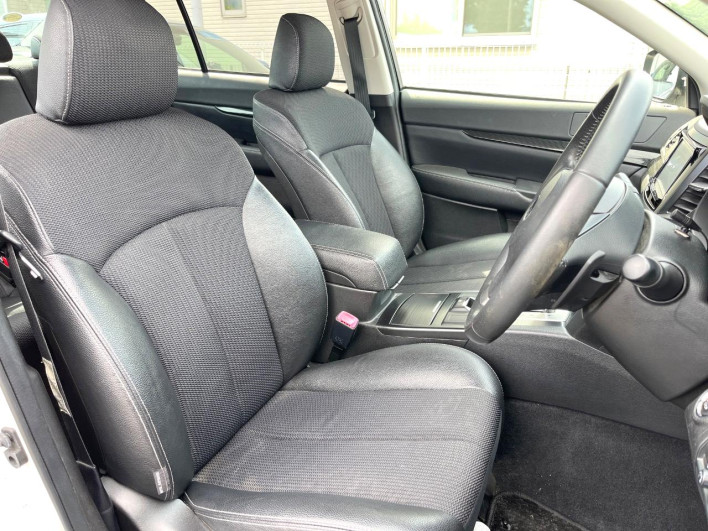 2013 Subaru Legacy B4 DBA-BMM (UW-6a068d650fc92)[25]