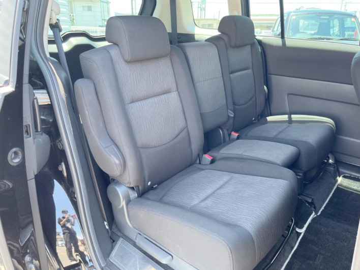 2009 Mazda Premacy DBA-CREW (UW-6a068d6889b3d)[10]