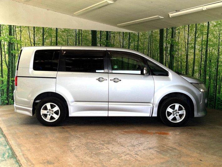 2012 Mitsubishi Delica D:5 DBA-CV5W (UW-6a068d6c05166)[22]