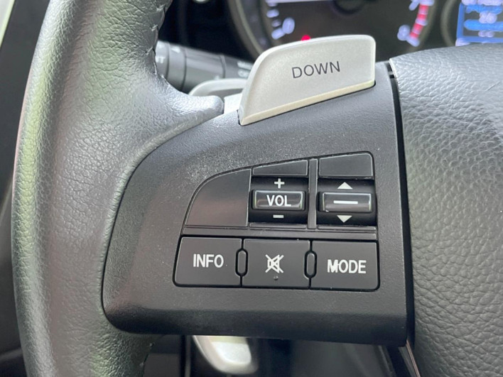 2014 Mazda Premacy DBA-CWFFW (UW-6a068d6caf841)[23]